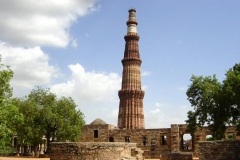 itinerary_delhi_qutubminar Golden Triangle Tour with Varanasi