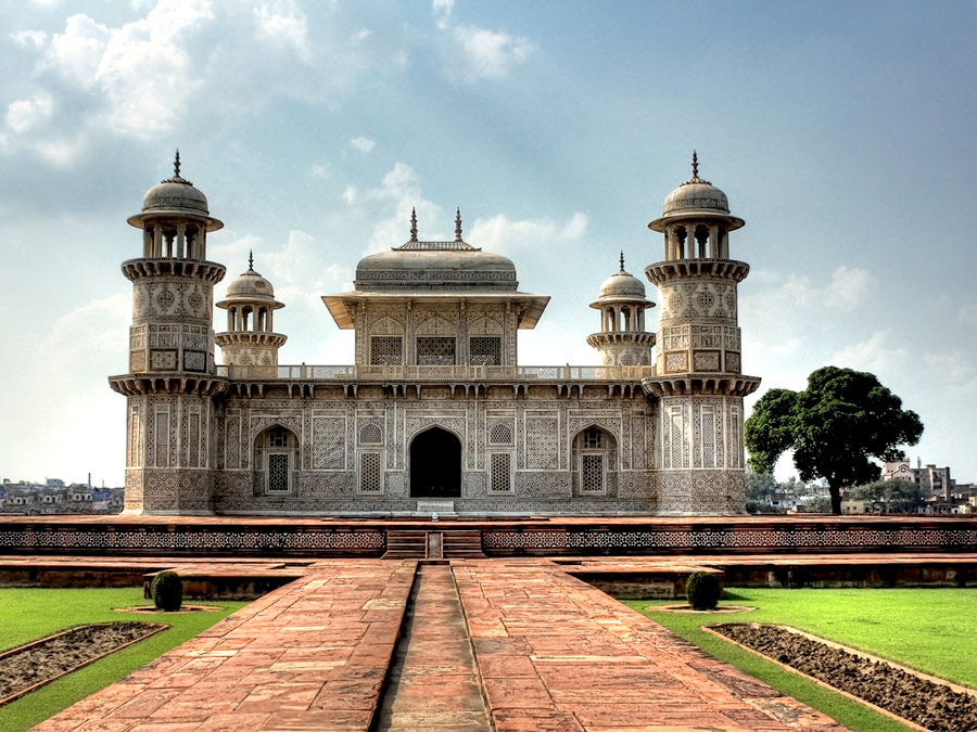 agra tour from delhi by car